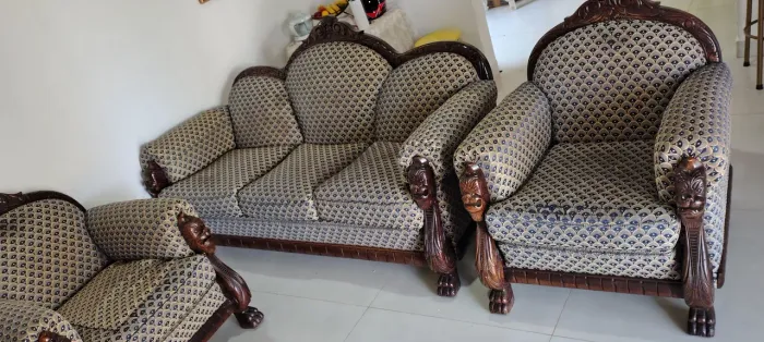 Sofá antigo para de leão raríssimo