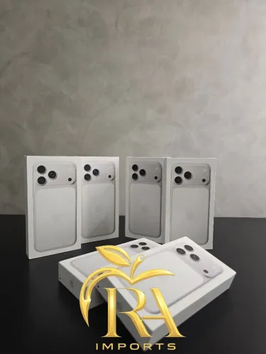 iPhone 17 Pro Max 256GB E-sim Branco -Lacrados -Com Nota Fiscal + Garantia Apple - Até 18x