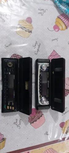 Som Corolla e frente de som cd HBuster e JVC e controle HBuster e frente radio Ford Ka