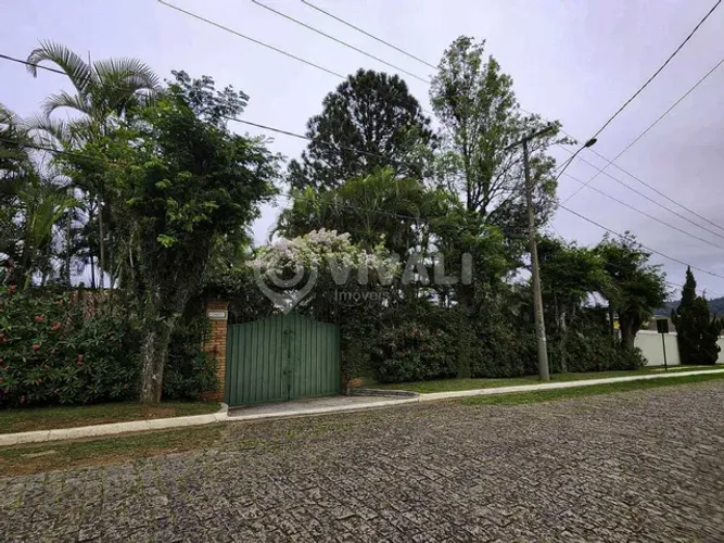 Casa em Condomínio : / Residencial / Cachoeiras do Imaratá