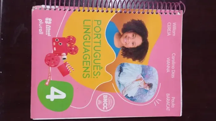 Livro de português linguagens 4