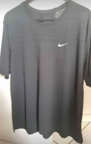 Camiseta Nike Dri-FIT Running Preta Masculina tam.GG * Novinha * ORIGINAL