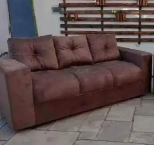 Sofá de 3 lugares em suede de fábrica 