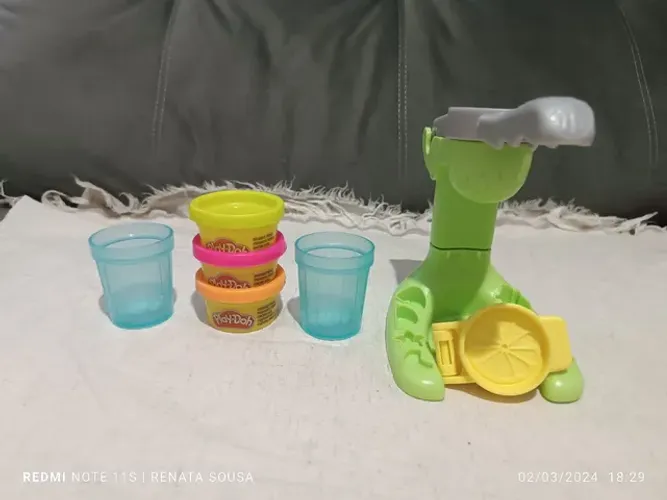 Vende-se fábrica de massinha
