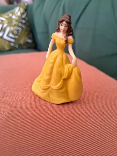 Bela miniatura da bela e a fera 