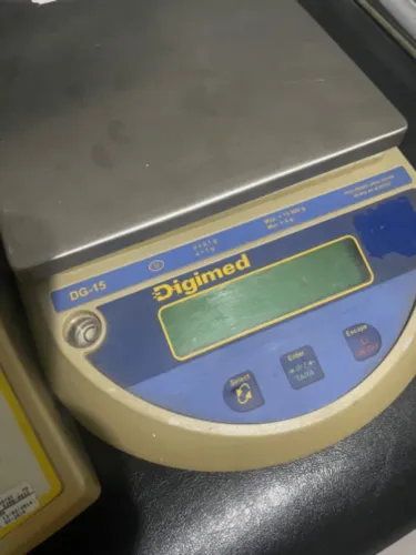 Balanças analíticas variadas 