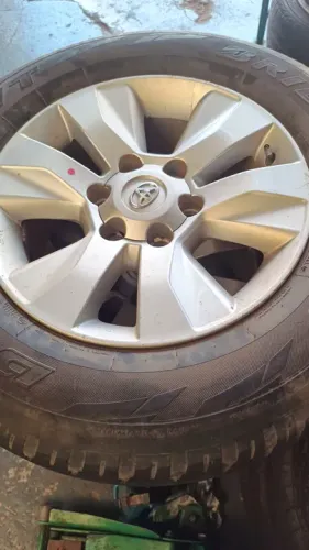 Rodas aro 17 Toyota Hilux SRV