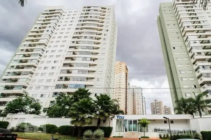 Apartamento com vista espetacular em condomínio completo!