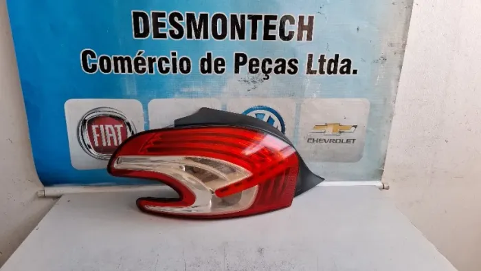 Lanterna peugeot 208 2013-2017 lado esquerdo 