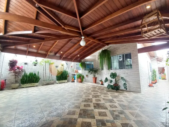 Casa com 3 dormitórios à venda, 129 m² por R$ 650.000 - Canto do Mar - São Sebastião/SP