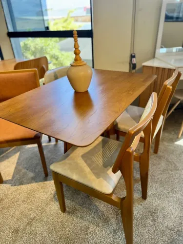 Mesa de jantar laminada 1 .20