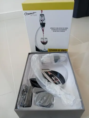 Aerador de vinho com torre acrílica 