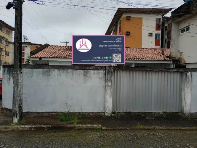 Casa acolhedora em condomínio fechado  Recife