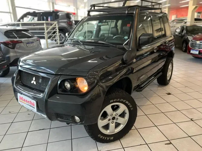 Mitsubishi PAJERO TR4 2.0 4X4 16V 131CV GASOLINA 4P MANUAL