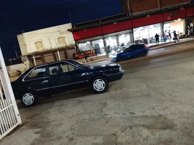 Volkswagen Santana Glsi / GLS 1.8/ 2.0 (álcool) 1990