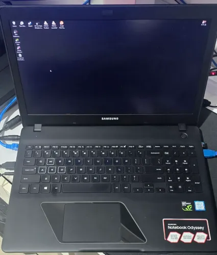 Samsung Odyssey I7 -7a Geração - 32MB - GTX1050