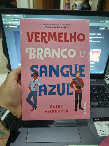Livro Lacrado Vermelho, Branco e Sangue azul 