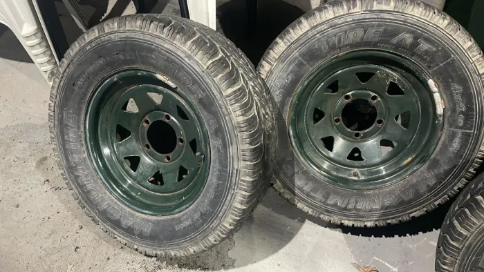 Jogo de rodas de ferro R16 5x139,7 