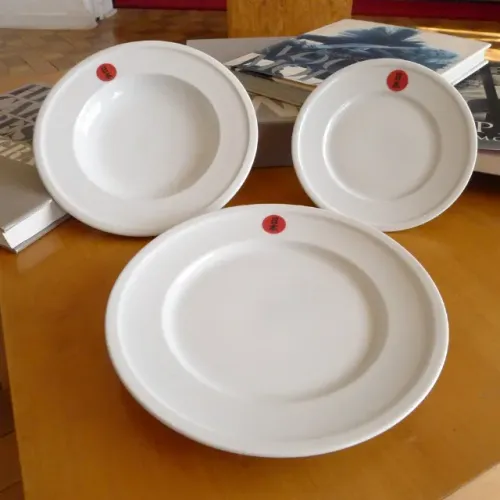 Conjunto de pratos Schimidt, decorado, porcelana. Com motivo oriental