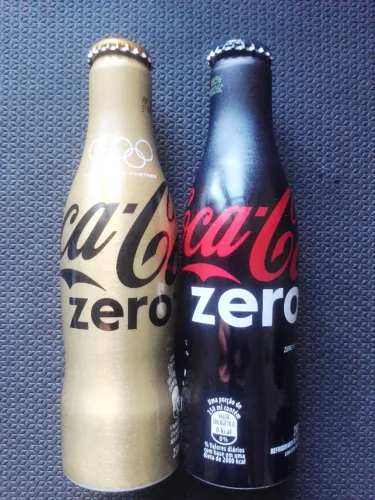 Garrafas De Alúminio Comemorativas Coca Cola Zero Diferentes ( Vazias ) 2 Peças.