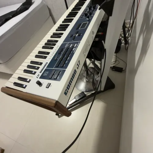 Teclado Dexibell Combo J7 