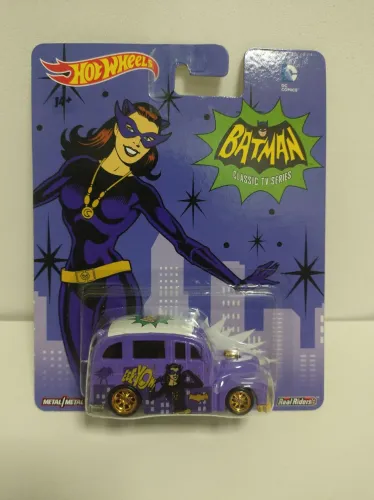 Hot Wheels Batman Classic TV Series - Mulher Gato School Busted 1:64