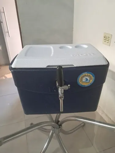 CHOPEIRA A GELO COM UMA TORNEIRA ITALIANA E SERPENTINA INOX