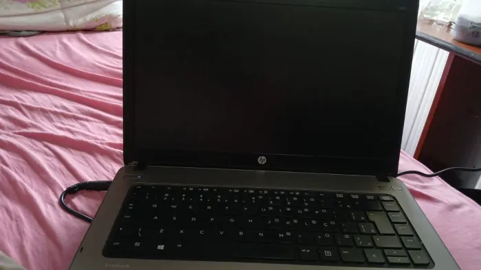 Notebook HP probook 440 usado