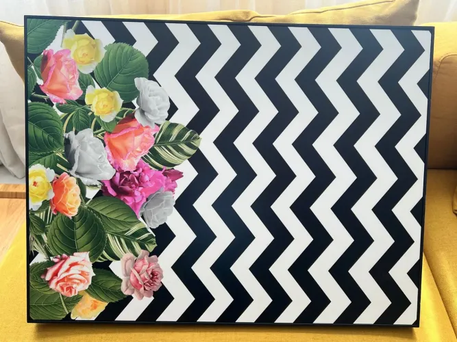 Quadro Decorativo com Flores e Chevron