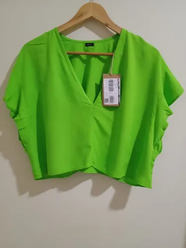 Blusa Cropped  Colcci  Nova