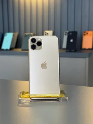 iPhone 11 pro 64 gigas semi novos 