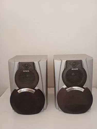 CAIXA DE  SOM AIWA