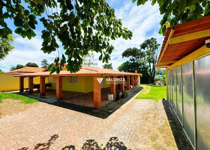 Chácara com 3 quartos, sendo 1 suíte à venda, 1000 m² por R$ 650.000 - Chacara Santa Terez