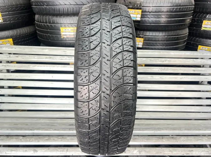 Pneu 235/70/16 Capitol Precision Trac II / Pneu 235/70R16