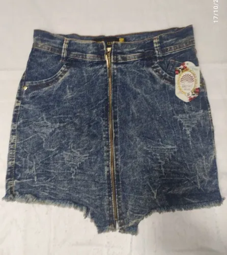 Saia Jeans com ziper frontal