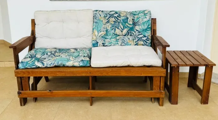 Banco que vira Mesa de 6 lugares com mesinha lateral