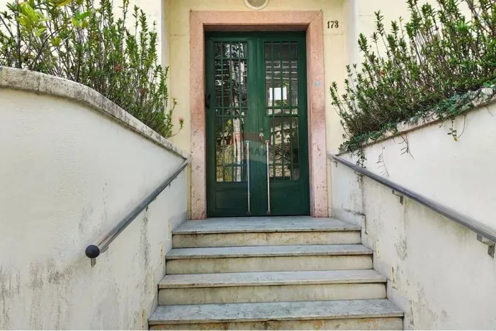 Apartamento para Aluguel - Av. São Sebastião, 173 com 93 m² - Urca, Rio de Janeiro, RJ - R