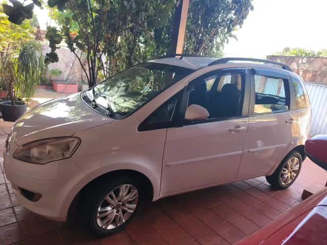 Fiat Idea Attractive 1.4 Fire Flex 8V 5P 2015
