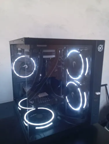 pc rx6600 + xeon + 16g de ram