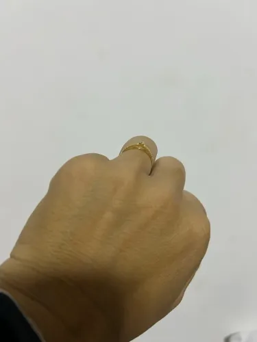 Anel Solitário Com 13 Pontos De Diamantes Em Ouro Amarelo 18k