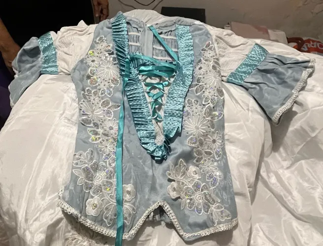 Roupa para fantasia de época