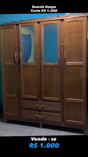 Vendo esse Guarda-roupa em perfeito estado de conservação, apenas 2 ano de uso.