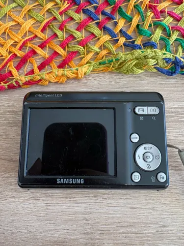 Câmera Digital Samsung ES15