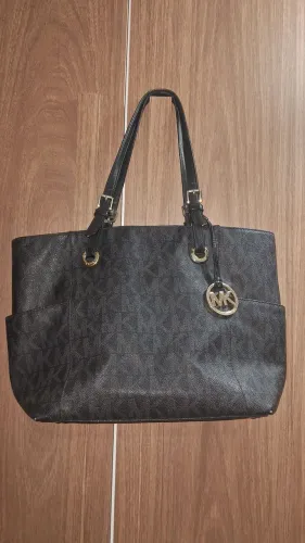 Bolsa Michael kors original Usada Excelente estado