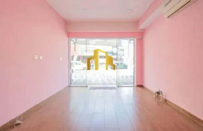 Loja com Sobreloja | 67 m² | Térreo + Terraço | Ideal para Franquias