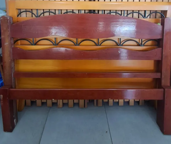 Cama de Casal | Madeira Maciça