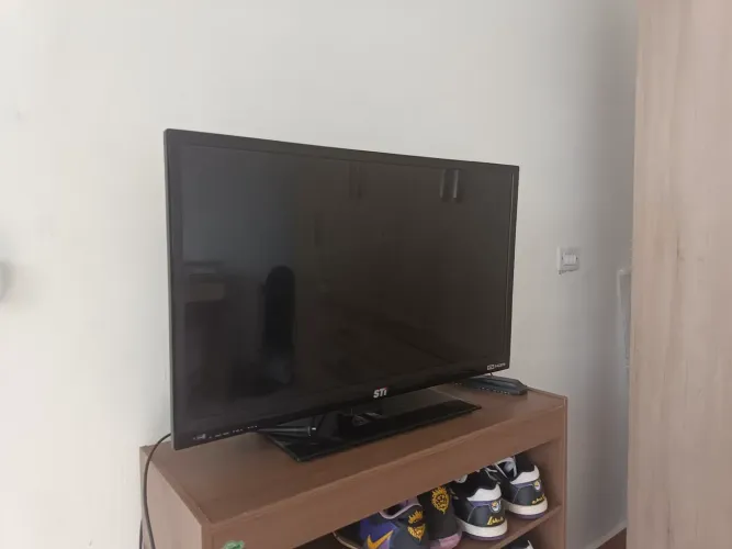 TELEVISÃO USADA 34 POLEGADAS