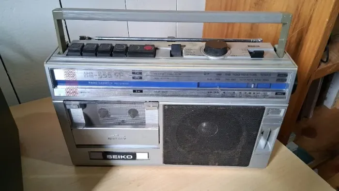 Antigo rádio Seiko 3 faixas