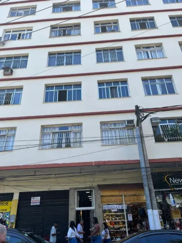 Alugo bom Apartamento Centro Niterói