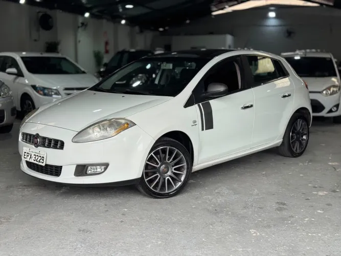 Fiat Bravo Absolute 1.8 Flex 16V 5P 2012